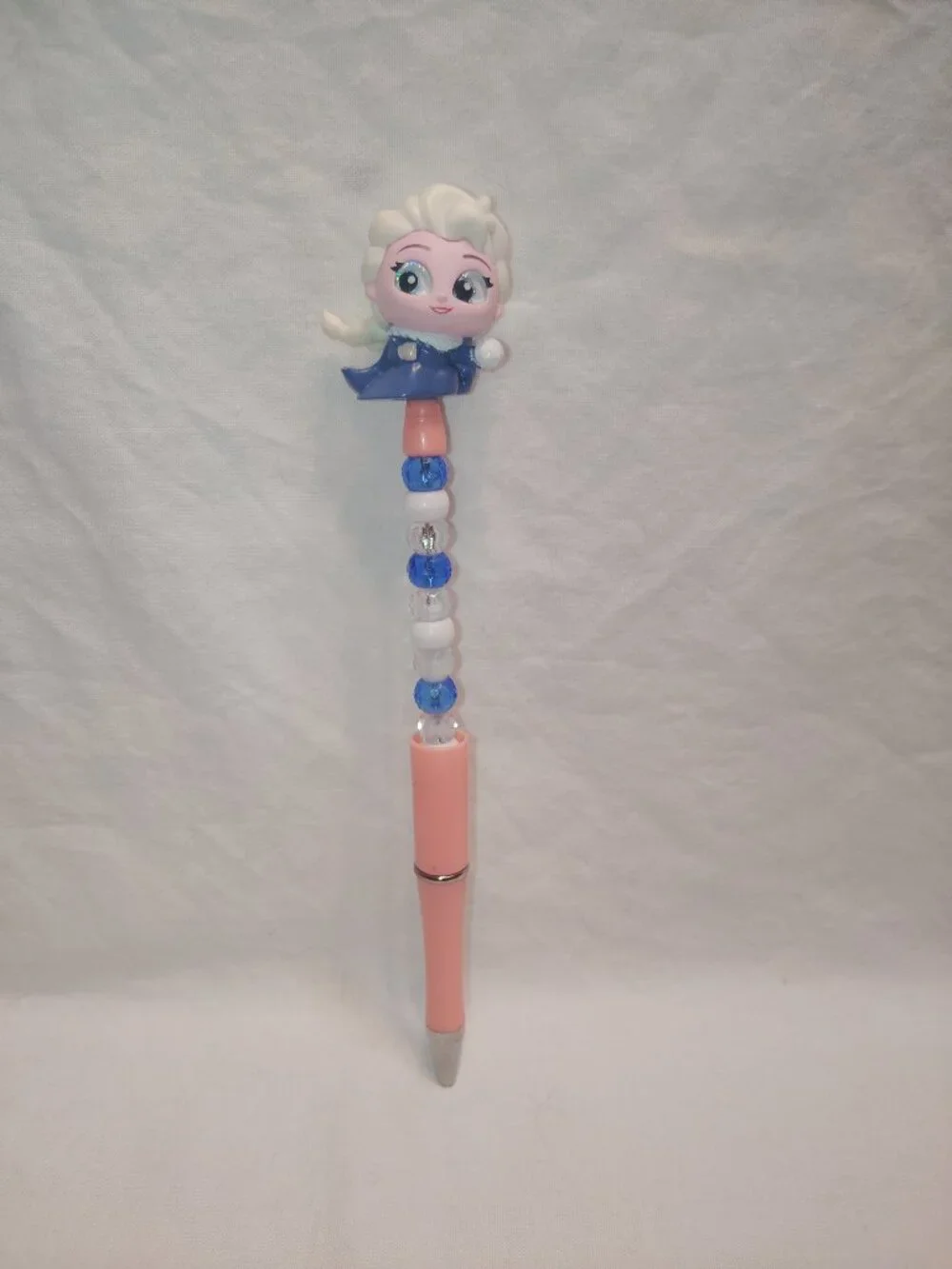 Disney Doorable- Snowball Elsa- Handmade Beaded Pen